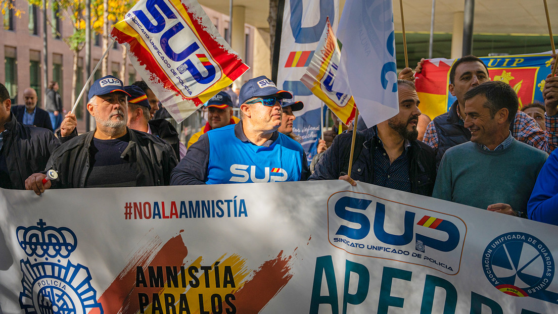 Una asociación de policías dispuesta a "derramar" su sangre por España tras la ley de amnistía
