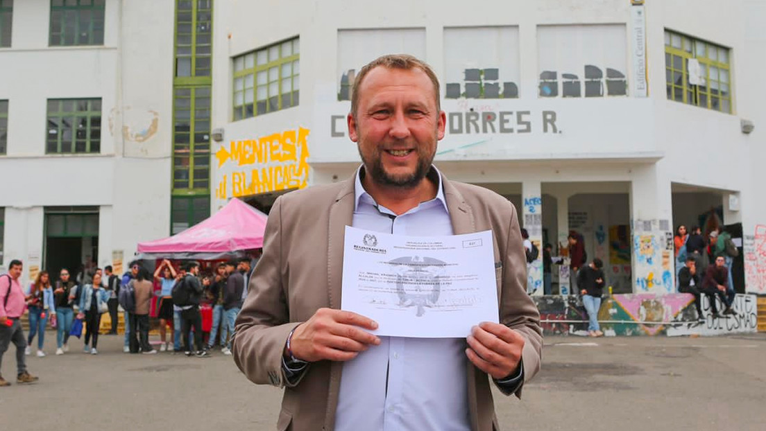 Impugnan la victoria del profesor ruso electo alcalde en Colombia: exigen nulidad electoral