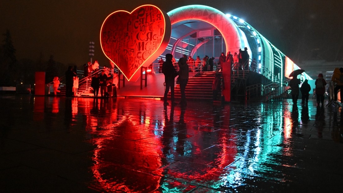 La tarta de Tomsk y un viaje al Baikal: en Moscú se celebra la Exposición-Foro Internacional 'Rusia'