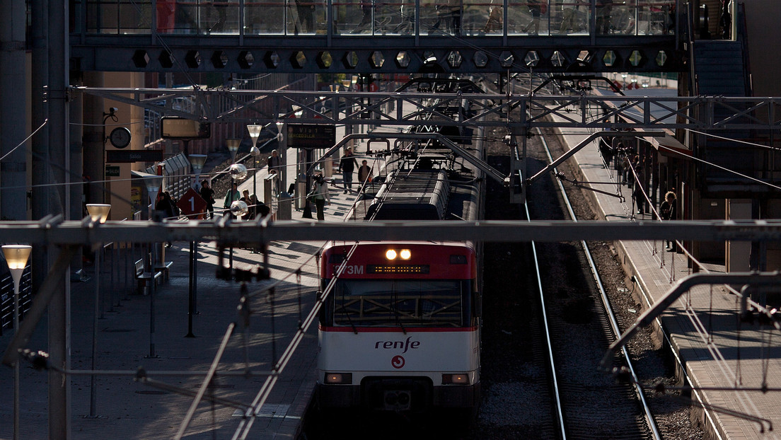 Desalojan una estación de tren de Madrid por un aviso de bomba