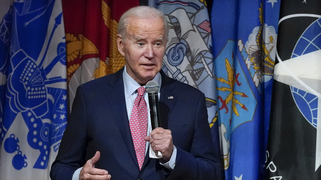 Se desploma la aprobación de Biden a un "punto excepcionalmente bajo" por el conflicto palestino-israelí