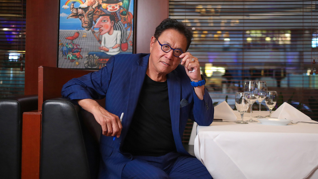 "Nuestros líderes son los más incompetentes de la historia": Robert Kiyosaki sobre una posible hiperinflación