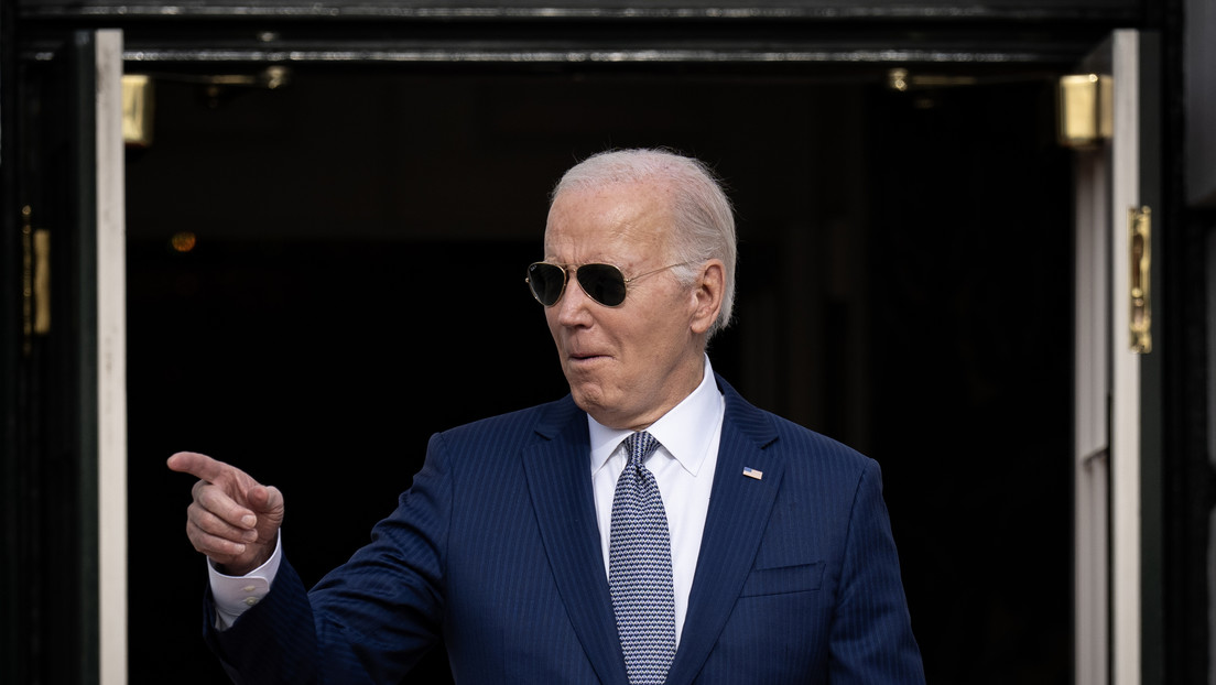 "Es difícil cumplir 60 años": Biden bromea sobre su edad en su cumpleaños 81