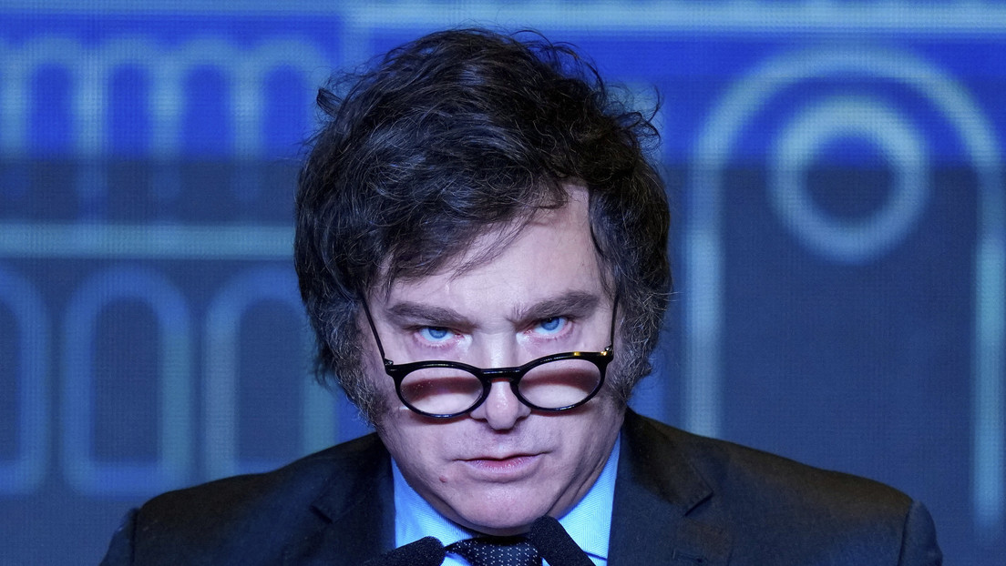 Milei cree que existe riesgo de "hiperinflación" y augura "seis meses muy duros" de ajuste fiscal