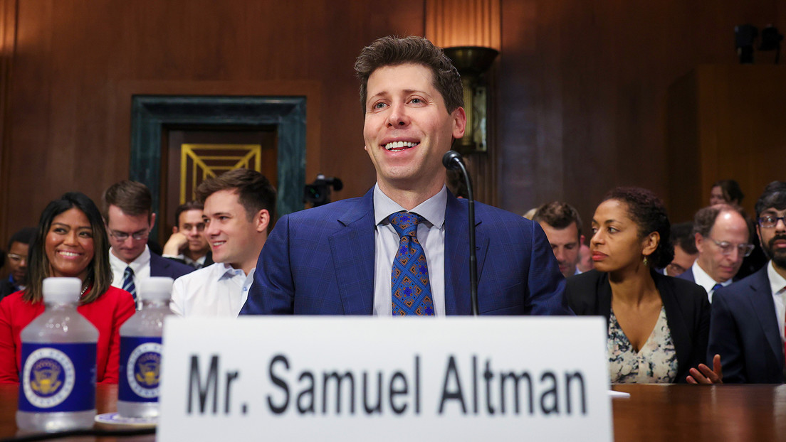 Sam Altman vuelve como director ejecutivo de OpenAI a los pocos días de ser despedido