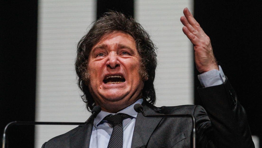 "No tenemos plata": Milei anticipa que suspenderá las obras públicas o las dejará en manos privadas