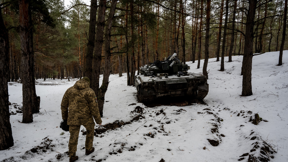 Bloomberg: Aumentan la desesperación y la fatiga en la sociedad ucraniana ante los fracasos en el campo de batalla