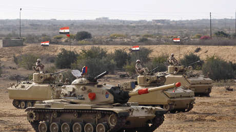 Egipto despliega decenas de tanques y vehículos blindados en la frontera con Gaza
