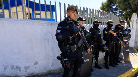 Roban más de 60 armas de una estación policial de la provincia ecuatoriana de Manabí
