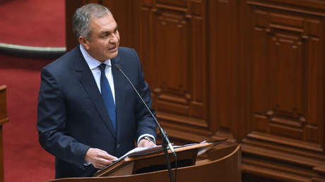 Ministro del Interior de Perú enfrenta la censura por su "incapacidad" para frenar la delincuencia