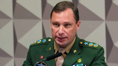 El principal ayudante de Bolsonaro confiesa que le instruyeron vender las joyas de Arabia Saudita