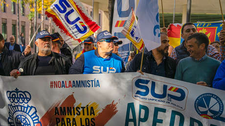 Una asociación de policías dispuesta a "derramar" su sangre por España tras la ley de amnistía