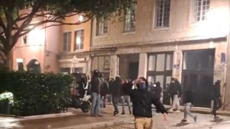 Al menos tres heridos en un ataque a un colectivo propalestino en Francia (VIDEOS)