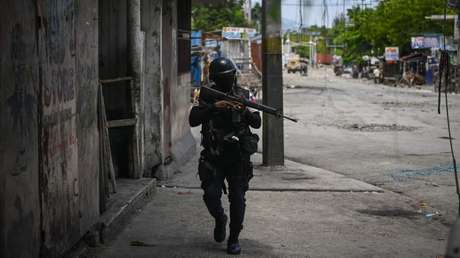 Una banda armada irrumpe en hospital de Haití y toma como rehenes a cientos de mujeres y niños