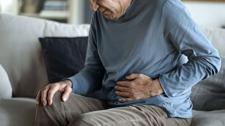 Intenta suicidarse tras consultar síntomas en Internet y autodiagnosticarse un cáncer de colon