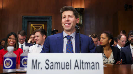 Sam Altman vuelve como director ejecutivo de OpenAI a los pocos días de ser despedido