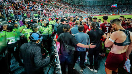 Agresiones, xenofobia y bloqueo al avión: el 'viacrucis' de la selección venezolana de fútbol en Perú