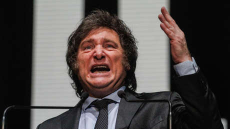 "No tenemos plata": Milei anticipa que suspenderá las obras públicas o las dejará en manos privadas