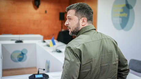 "Que contrate profesionales y no redactores de discursos": un general retirado de Ucrania critica a Zelenski