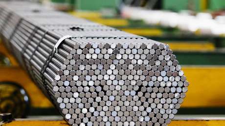 Un país de la UE pide que le permitan importar acero ruso pese a las sanciones