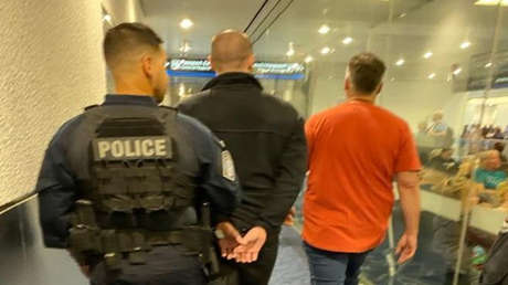 Arrestan a un exluchador estadounidense de MMA por delitos de explotación sexual de menores en Colombia