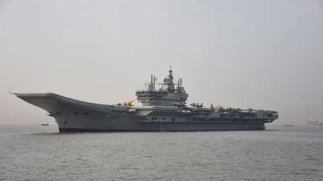 Bloomberg: La India incorporará un tercer portaviones a su flota para aumentar su influencia en el océano Índico