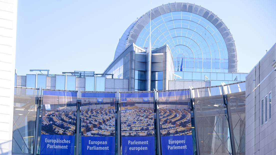 Cientos de archivos del 'Catargate' desvelan las claves del mayor escándalo de corrupción en la UE