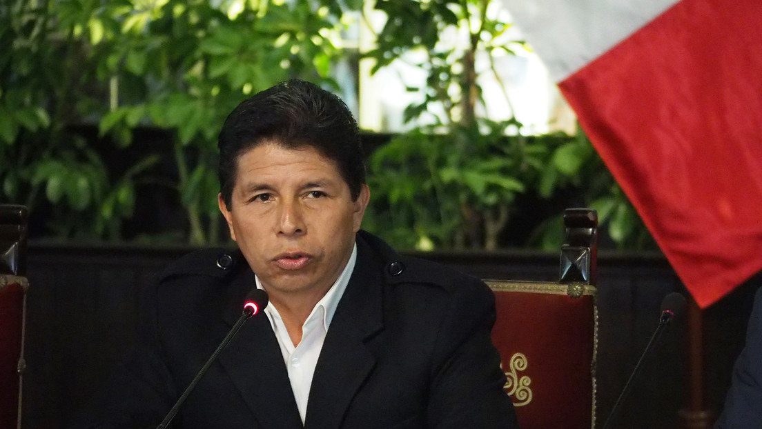 "El golpe ya vino preparado": Castillo defiende su excarcelación a casi un año de su destitución