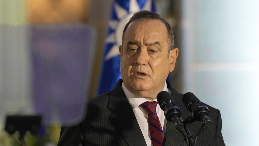 Giammattei rechaza "injerencia" de EE.UU. contra Guatemala y afirma que Arévalo tomará posesión