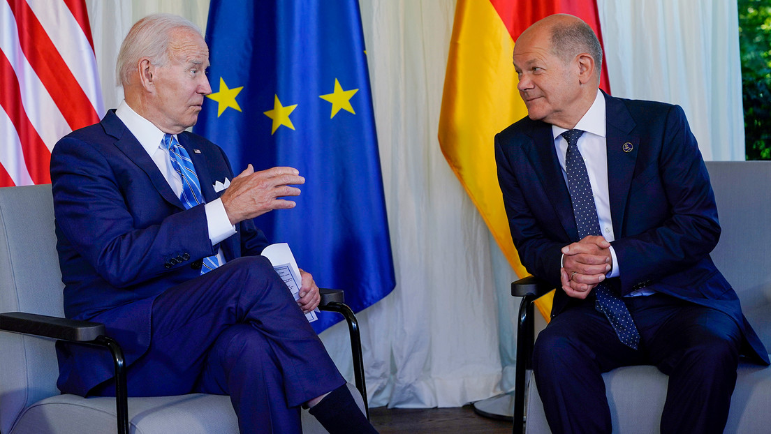 Bild: El video porno gay filmado en el Senado de EE.UU. amenaza con complicar las relaciones entre Berlín y Washington