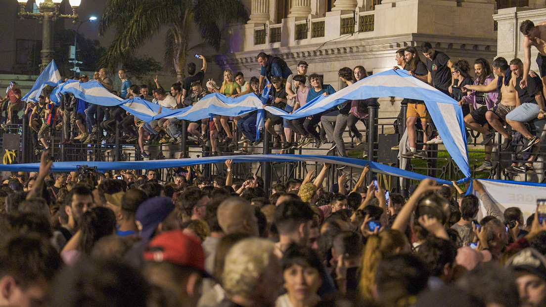 El primer 'round' de Milei con la protesta social augura un ajuste de vértigo en Argentina