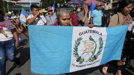 Arévalo convoca a una marcha pacífica en defensa "de la democracia" en Guatemala