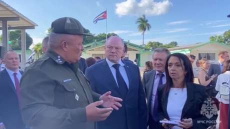 Expertos de Rusia visitan en La Habana el centro ruso-cubano de capacitación de salvamento y bomberos