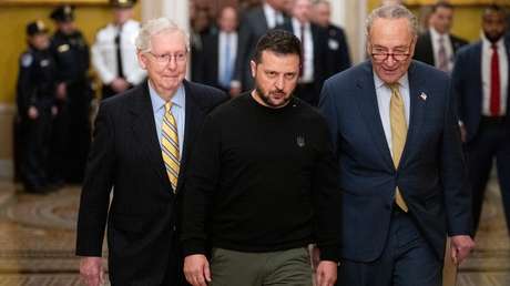 Politico: Zelenski pidió a EE.UU. misiles ATACMS de un alcance mayor