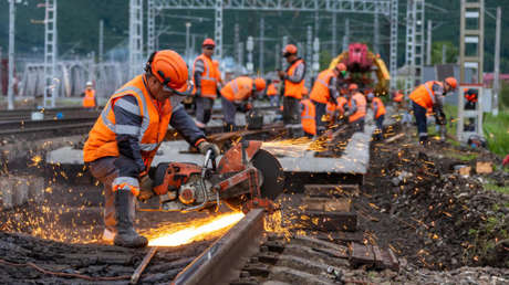 Putin anuncia "una década de grandes construcciones" en Rusia