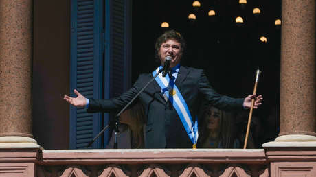 Milei insiste en que privatizará todas las empresas públicas de Argentina