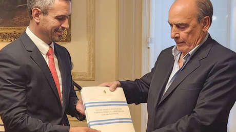 Milei envía al Congreso argentino una 'ley ómnibus' con más reformas económicas e impositivas