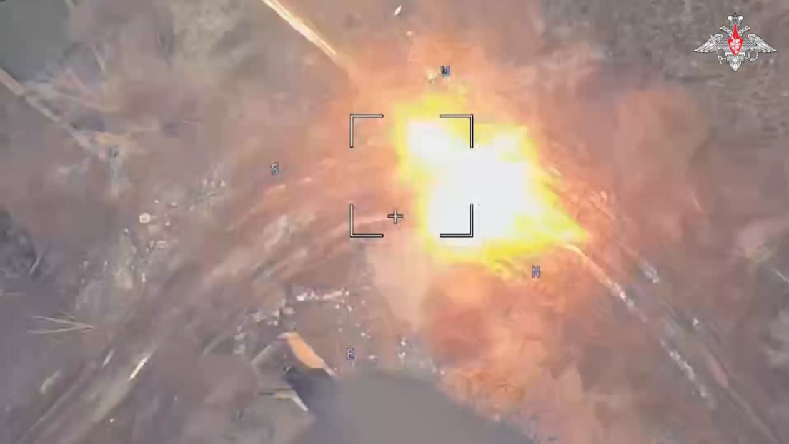 Tanques ucranianos Leopard 2 arden tras ataques precisos de tropas rusas (VIDEO)