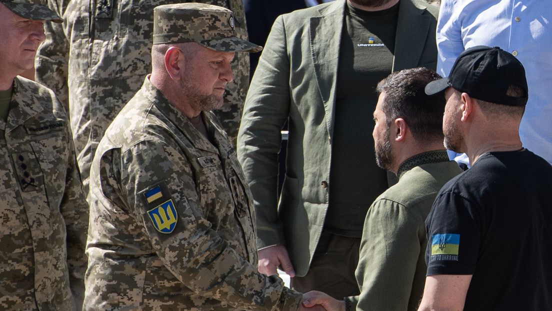 FT: El tema de una nueva movilización en Ucrania es una "patata caliente" entre Zelenski y el mando militar