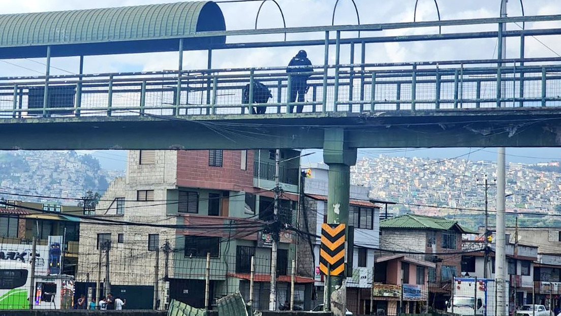 Nuevo atentado con explosivos contra un puente peatonal al norte de Quito