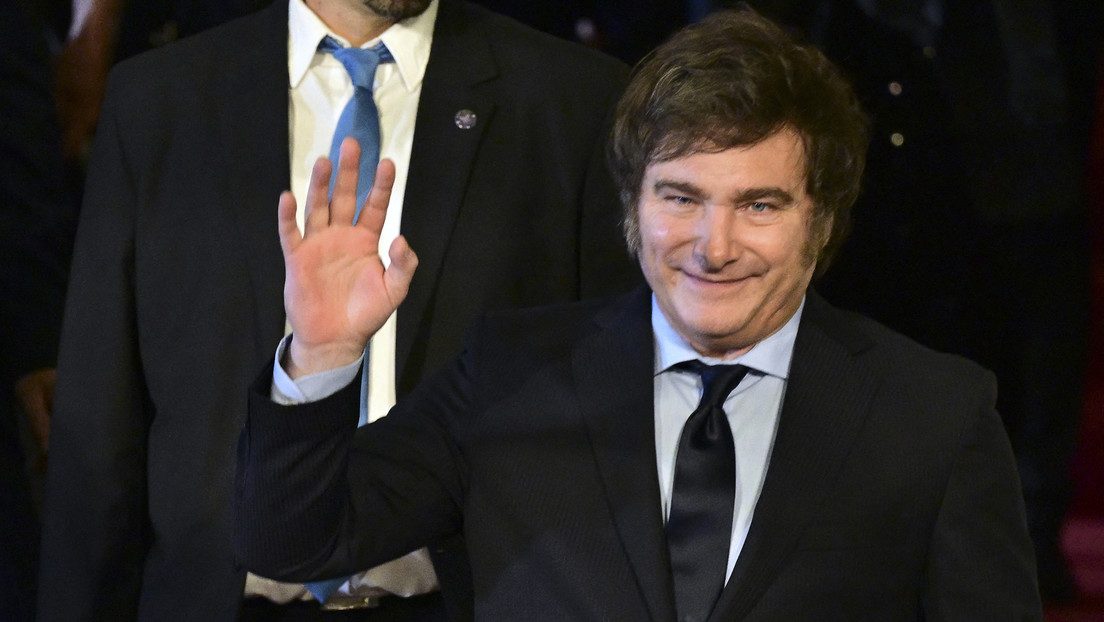 Milei considera "un éxito" si la inflación de diciembre en Argentina está cerca de 25 %