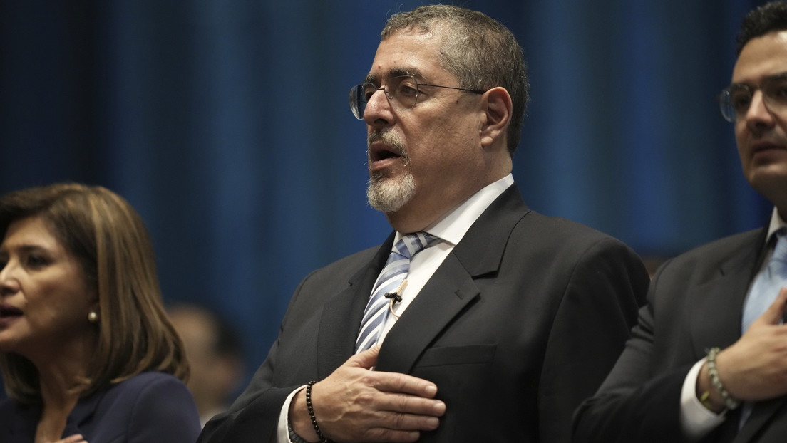 Bernardo Arévalo jura como nuevo presidente de Guatemala