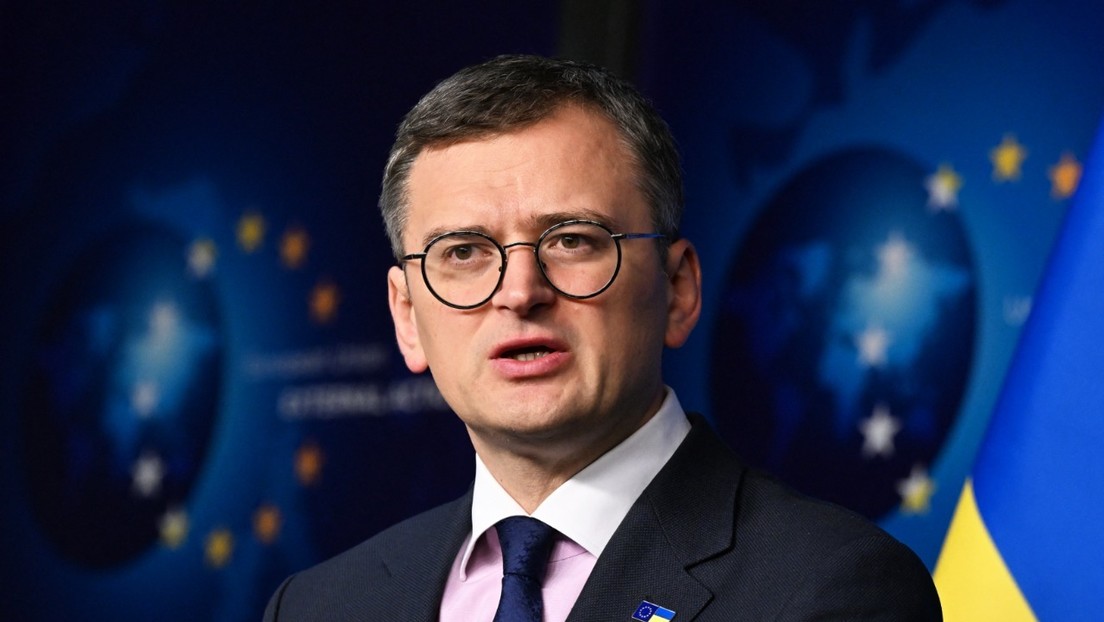 "Lucharemos con palas": Canciller ucraniano revela las posibles consecuencias de la falta de ayuda a Kiev