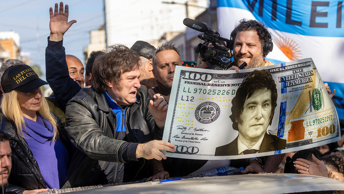 Milei aplica el 'plan motosierra' sobre el gasto público en sus primeras semanas de gestión