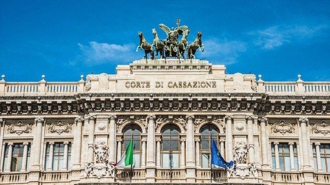 El saludo nazi no es un delito si no hay riesgo para el orden público, según la Justicia italiana