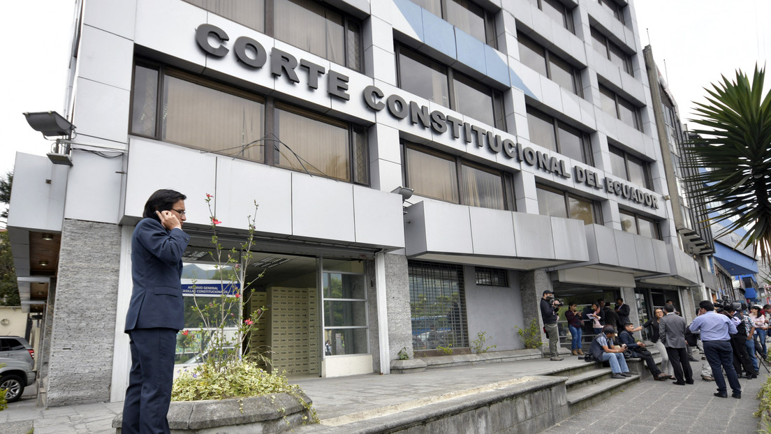 Constitucional de Ecuador da luz verde a 10 de las 20 preguntas de Noboa para la consulta popular