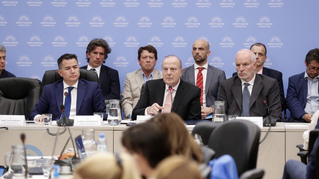 Denuncian ante la Justicia argentina la firma de un dictamen "paralelo" de la polémica 'ley ómnibus'