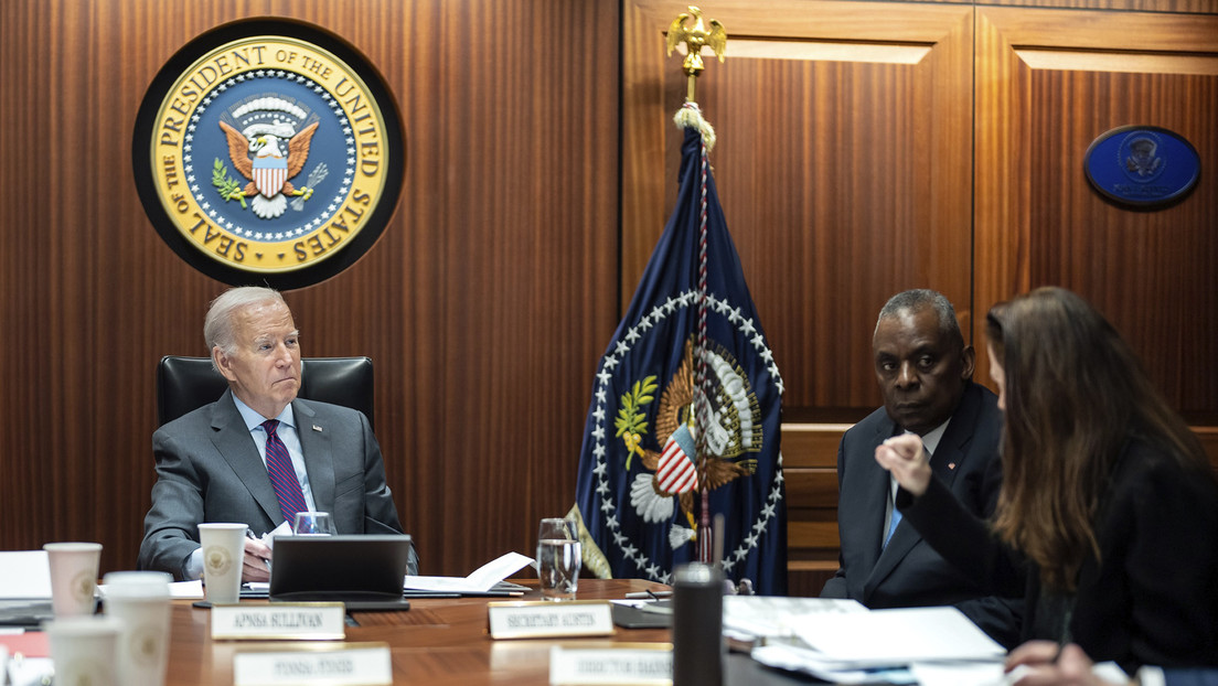 Politico: EE.UU. planea atacar objetivos iraníes en Siria e Irak en respuesta al ataque a su base en Jordania