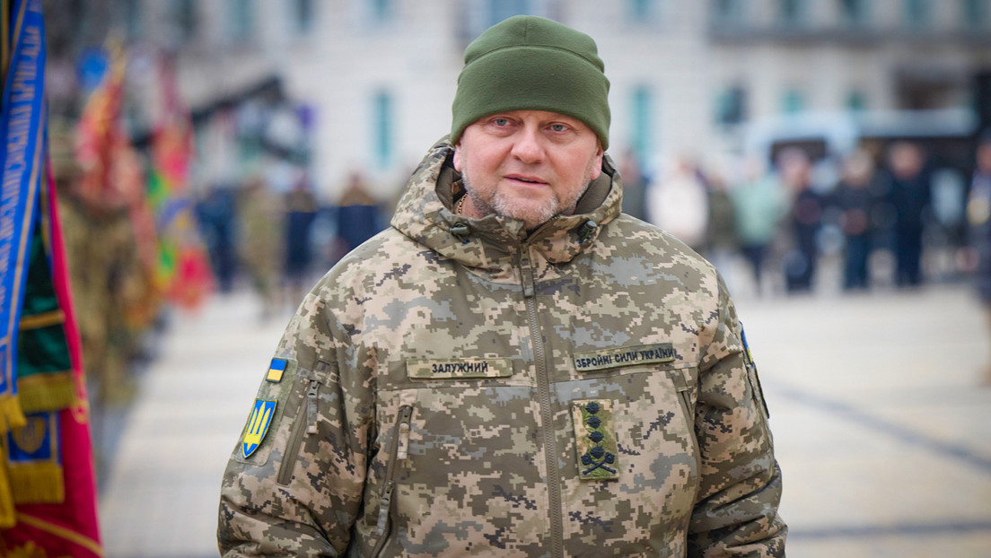 WP: Zelenski destituirá a Zaluzhny para "remozar" la situación en el frente