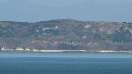 Seúl denuncia que Corea del Norte disparó cerca de 60 proyectiles de artillería hacia la frontera marítima intercoreana